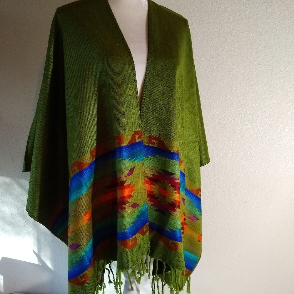 Kimono wrap green Aztec Southwest print fringe